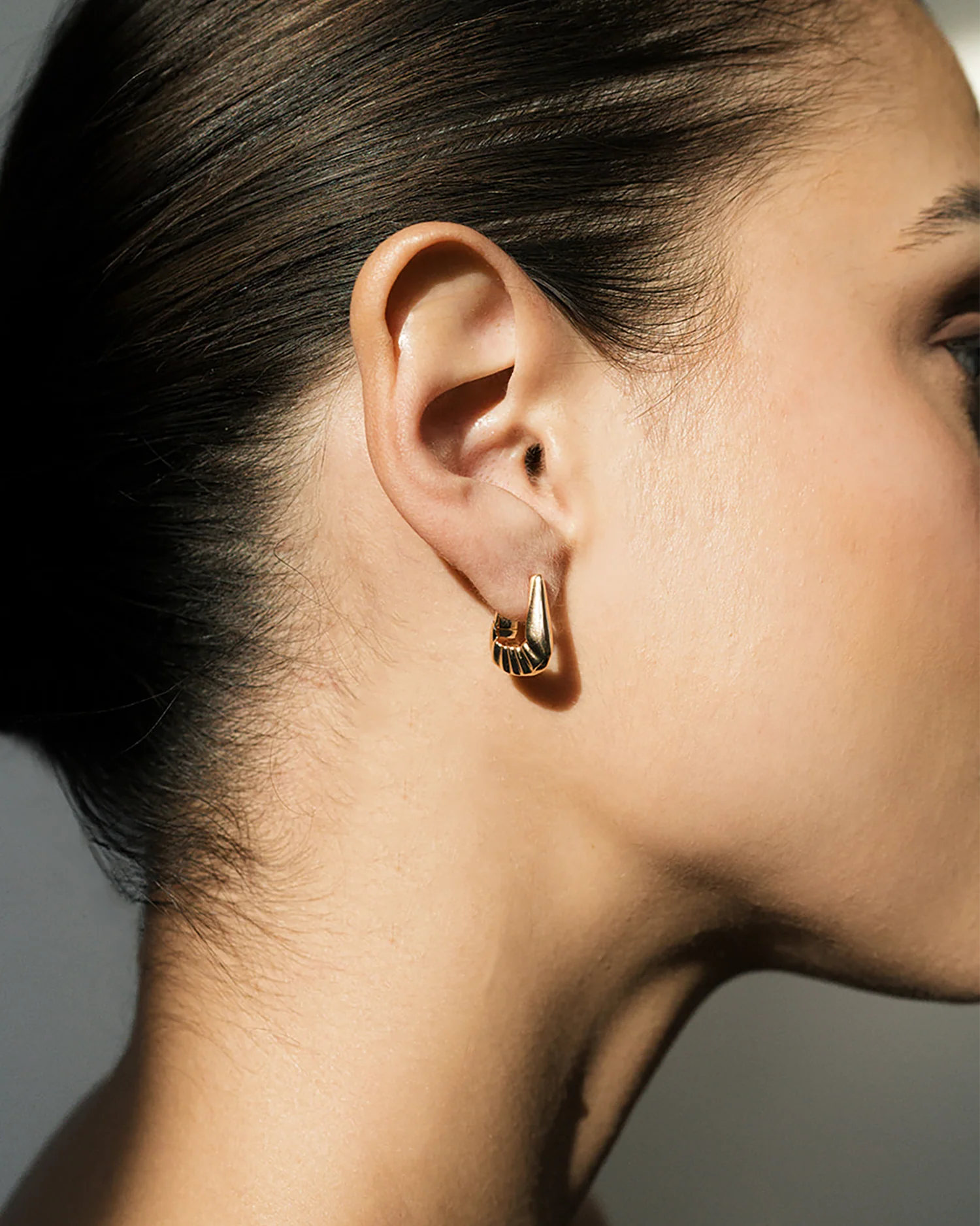 Astrid Hoops - Image 2