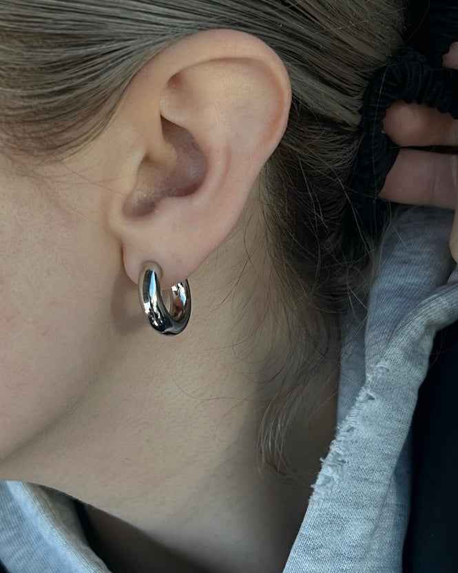 Cenie Tube Hoops - Image 2
