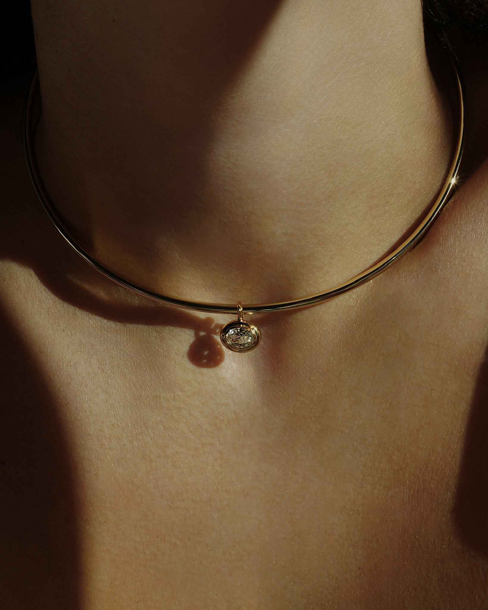 Hayes Collar Pendant Necklace - Image 2