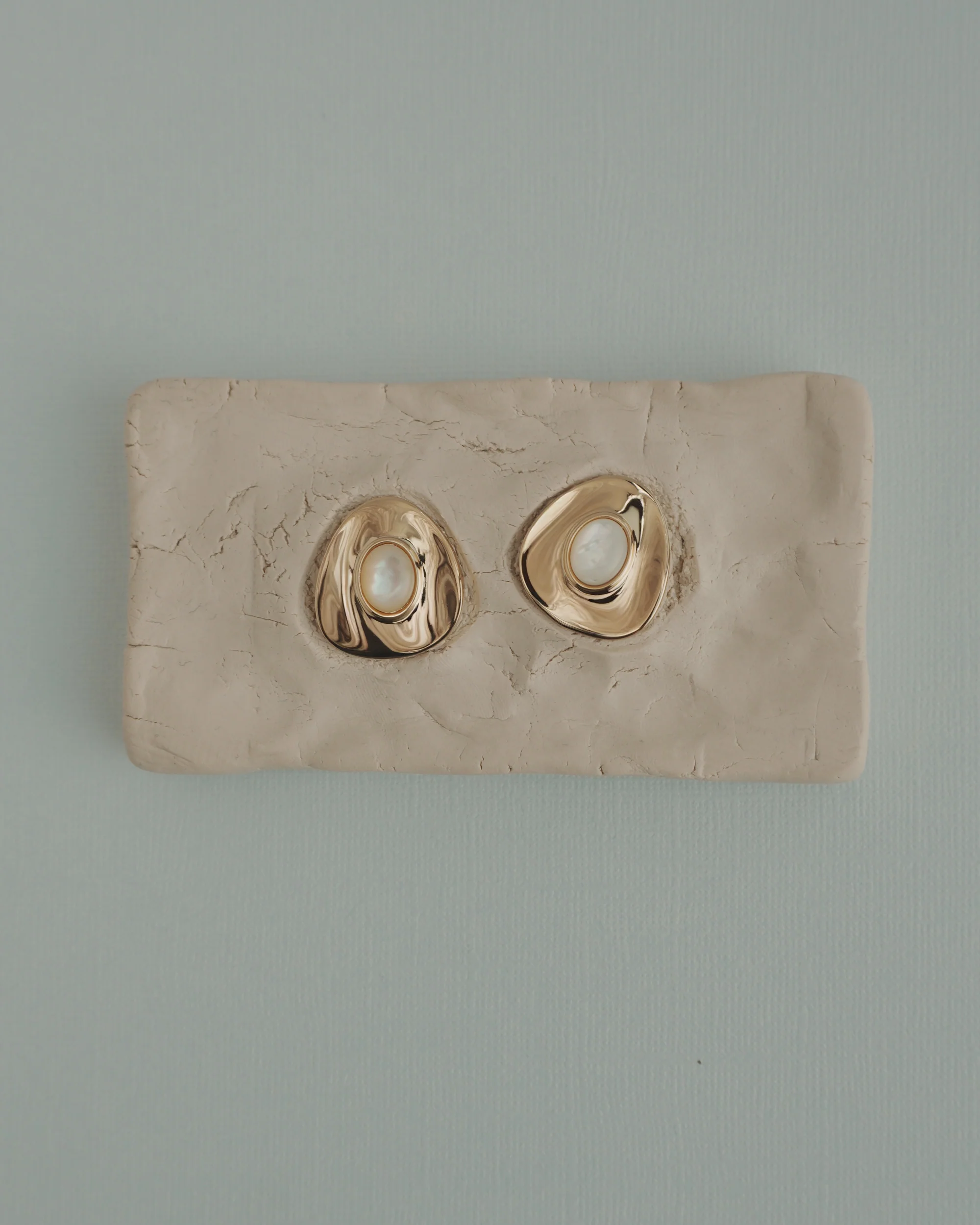 Hunter Statement Studs - Image 3