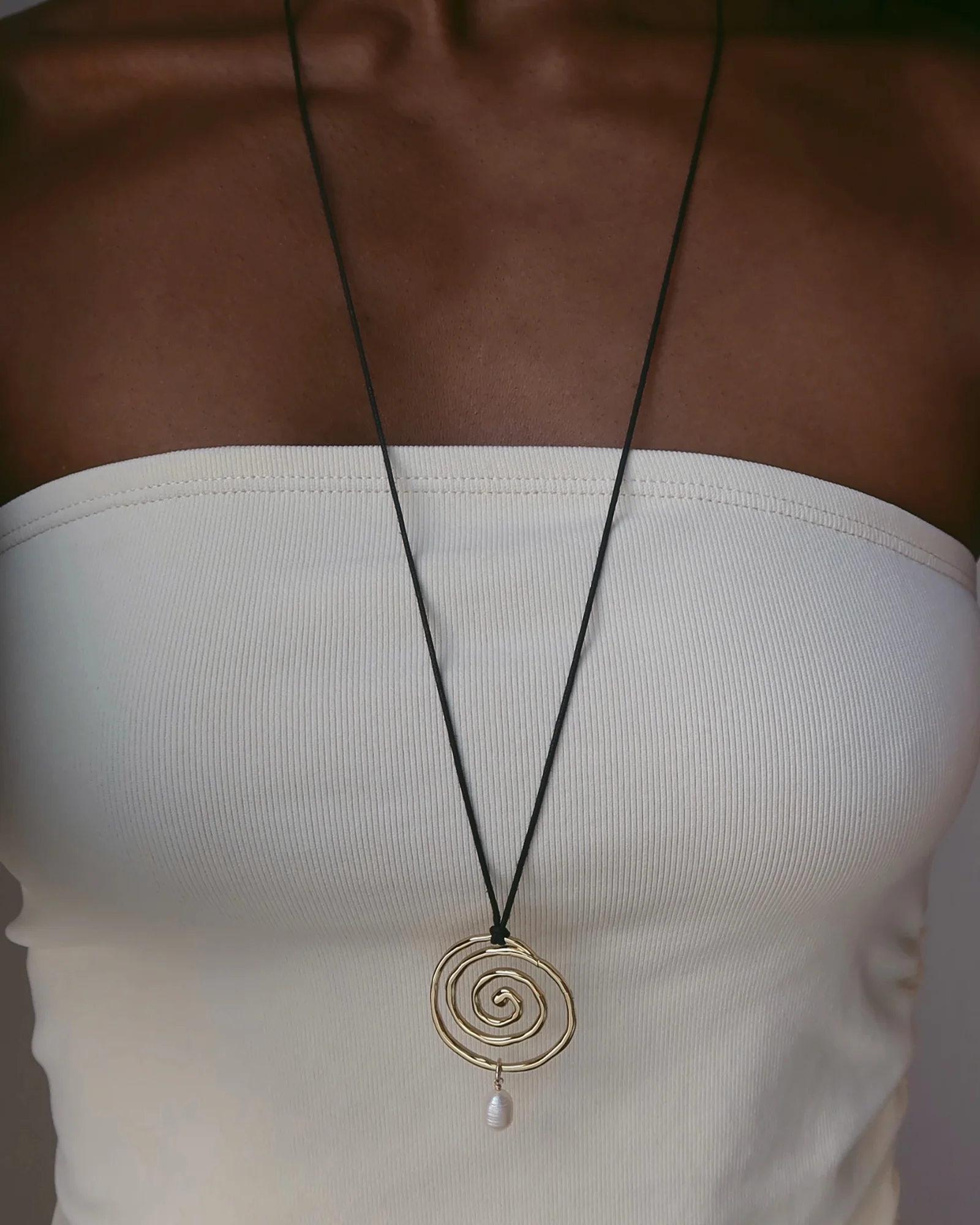 Imogen Pearl Charm - Image 5