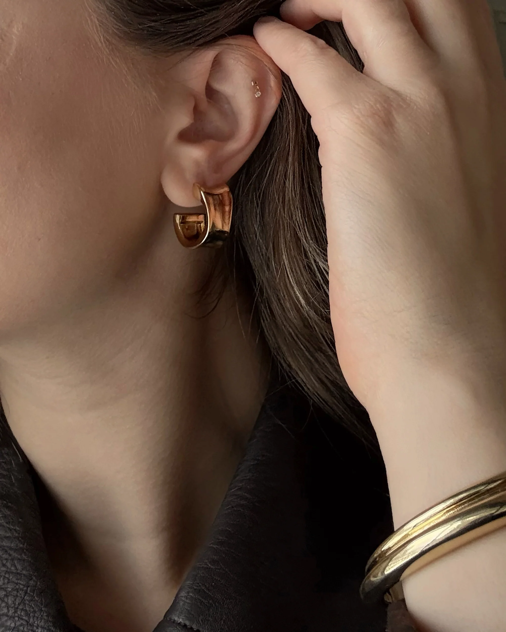 Leila Dome Cuff Bracelet - Image 4