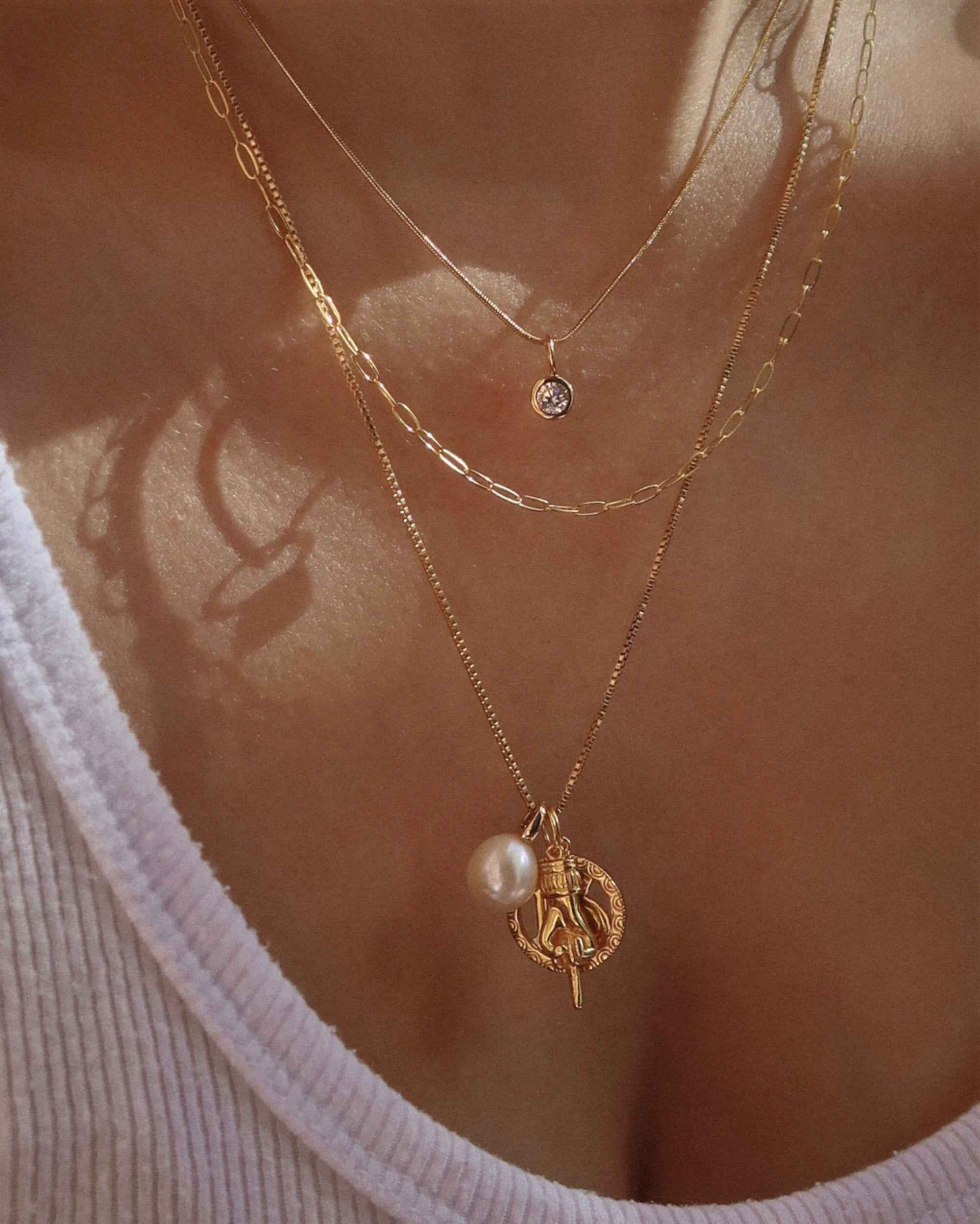 Maggie Box Chain Necklace - Image 3